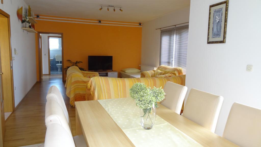 Apartments Braco Seget Vranjica Eksteriør billede